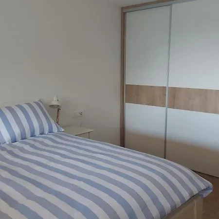 Apartma Aura Lägenhet *